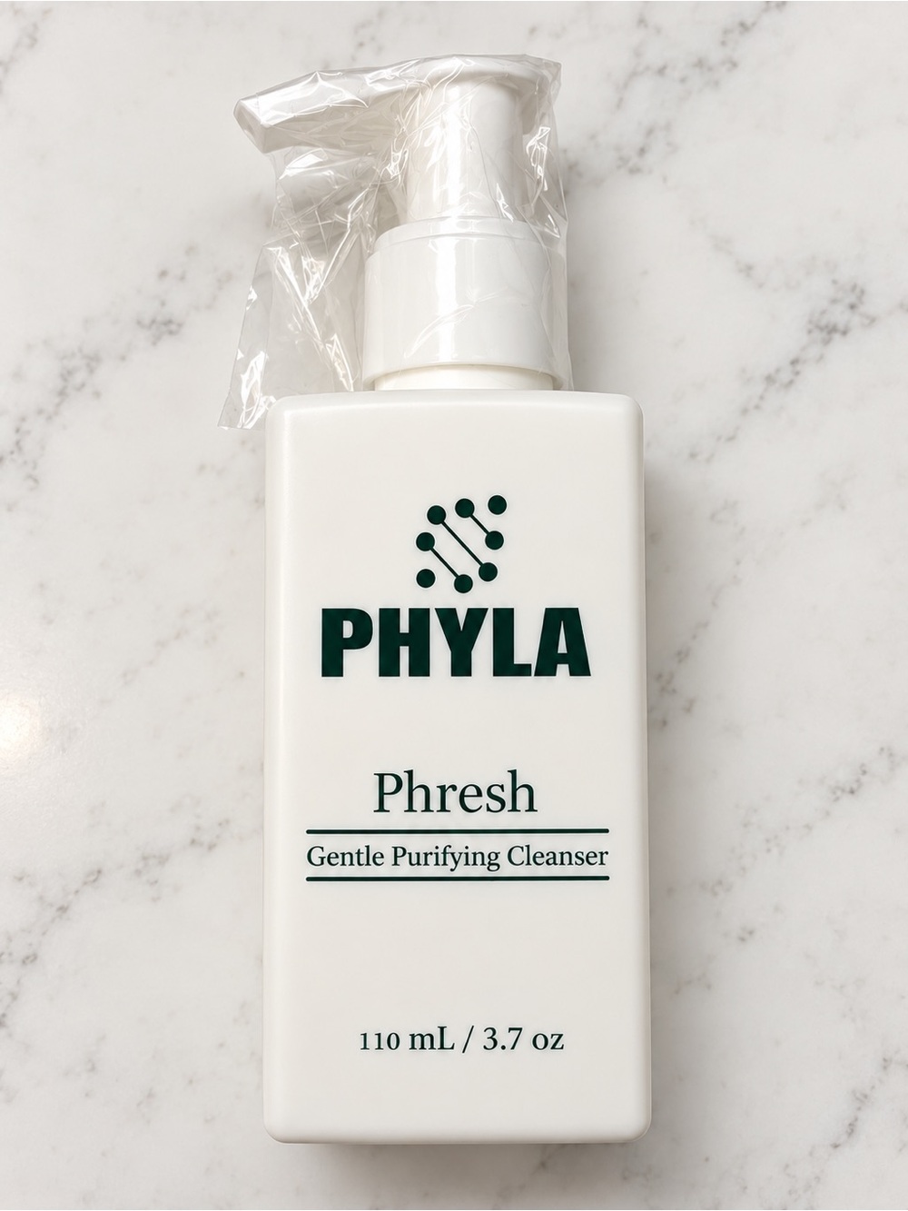 Phresh Gentle Purifying Cleanser – White